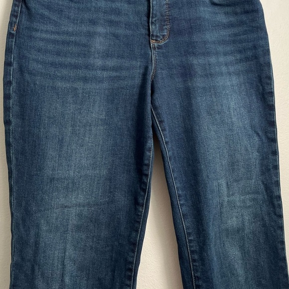 Kut from the Kloth Women's Ana High Rise Fab Ab Flare Jeans - Picture 8 of 13